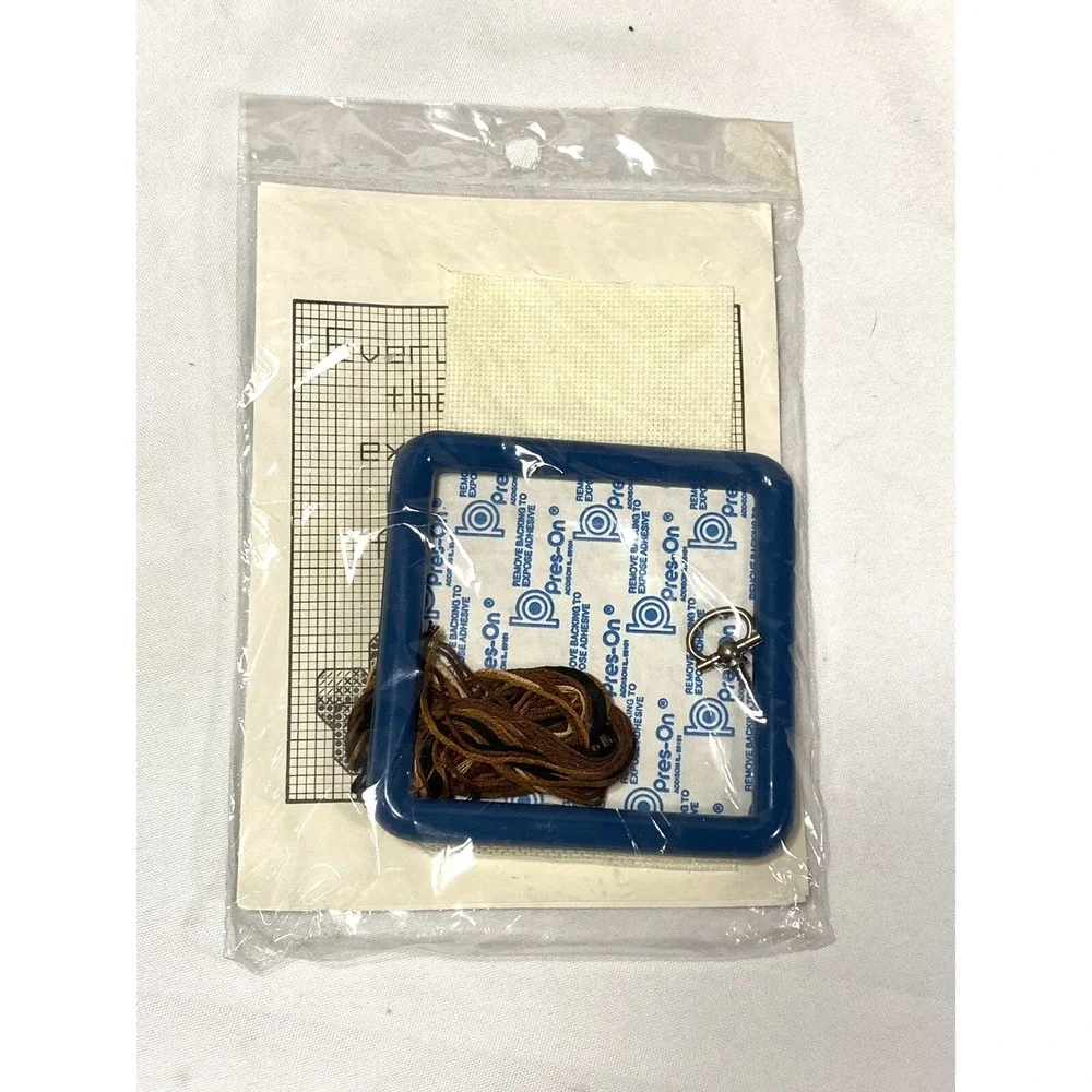 new dale burdett cross stitch kit‎ CK282 bear wanting to exercise